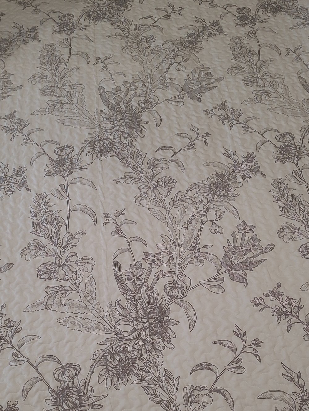 Floral Quilted Bedspread in Soft White with Grey Floral Print